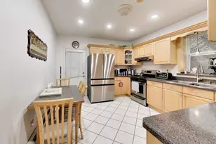 6718 N Campbell Ave, Chicago, IL 60645 - Photo 15