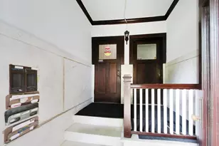 6718 N Campbell Ave, Chicago, IL 60645 - Photo 5