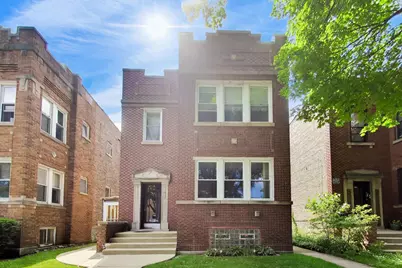 6718 N Campbell Avenue, Chicago, IL 60645 - Photo 1