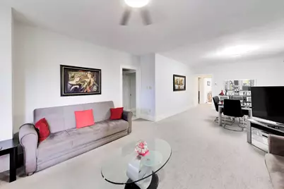 6718 N Campbell Avenue, Chicago, IL 60645 - Photo 9
