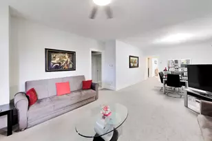6718 N Campbell Ave, Chicago, IL 60645 - Photo 9