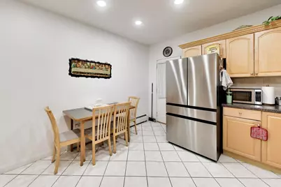 6718 N Campbell Avenue, Chicago, IL 60645 - Photo 17