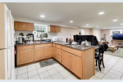 6718 N Campbell Avenue, Chicago, IL 60645 - Photo 47