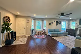 115 E Fabish Dr, Buffalo Grove, IL 60089 - Photo 17