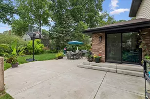 6940 N Mendota Ave, Chicago, IL 60646 - Photo 29