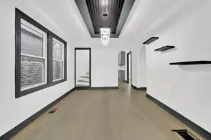 6818 S Wood St, Chicago, IL 60636 - Photo 7