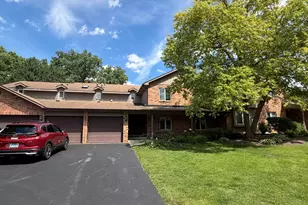 986 West Ct, Naperville, IL 60563 - Photo 1