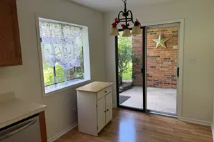 986 West Ct, Naperville, IL 60563 - Photo 7