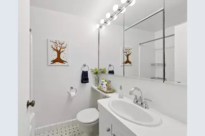 4880 N Marine Drive #105, Chicago, IL 60640 - Photo 5