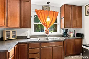 1019 N Madison St, Woodstock, IL 60098 - Photo 11