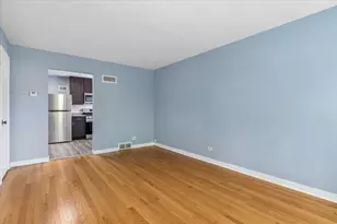 9116 Keating Ave, Skokie, IL 60076 - Photo 3