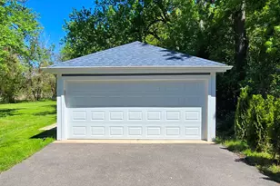 15018 W Russell Rd, Zion, IL 60099 - Photo 3