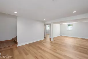137 W Chicago Ave, Downers Grove, IL 60515 - Photo 17