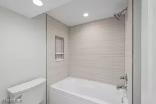 137 W Chicago Ave, Downers Grove, IL 60515 - Photo 21