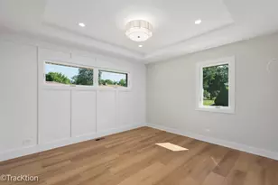 137 W Chicago Ave, Downers Grove, IL 60515 - Photo 11