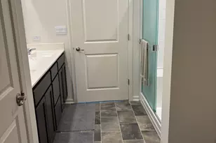 922 Darwin St, North Aurora, IL 60542 - Photo 7