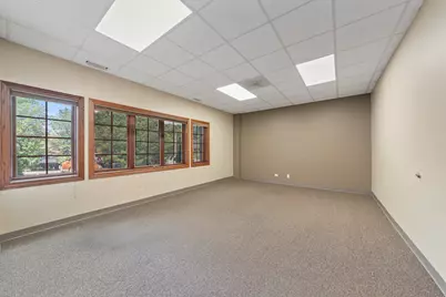1557 Warren Avenue, Downers Grove, IL 60515 - Photo 5