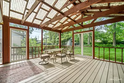 316 Dee Road, North Aurora, IL 60542 - Photo 11