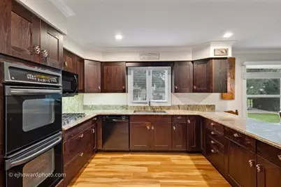 6068 Miller Lane, Lisle, IL 60532 - Photo 7
