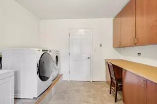 6068 Miller Ln, Lisle, IL 60532 - Photo 29