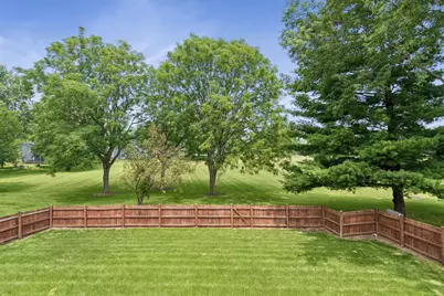 1539 Foxhill Road, Naperville, IL 60563 - Photo 35