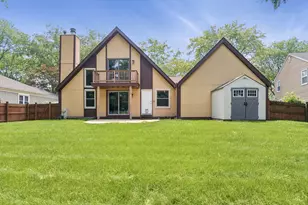 1539 Foxhill Rd, Naperville, IL 60563 - Photo 37