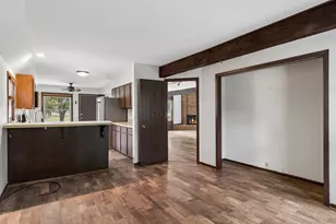 1539 Foxhill Rd, Naperville, IL 60563 - Photo 17