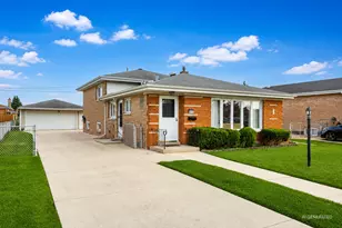 6117 W 80th Street W, Burbank, IL 60459 - Photo 1