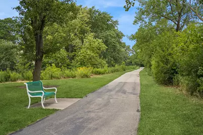 1305 E Sanborn Drive, Palatine, IL 60074 - Photo 29