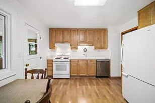 1305 E Sanborn Dr, Palatine, IL 60074 - Photo 11
