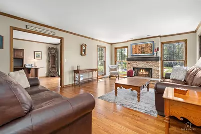 1513 N Applewood Lane, Spring Grove, IL 60081 - Photo 7