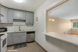835 Ridge Ave, Evanston, IL 60202 - Photo 5