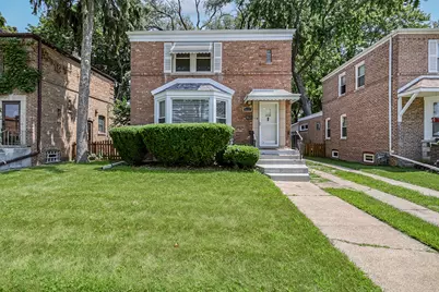 9121 S Utica Avenue, Evergreen Park, IL 60805 - Photo 1