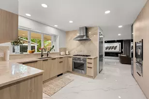 112 Brinker Rd, Barrington Hills, IL 60010 - Photo 11