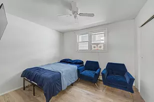 13443 S Avenue M, Chicago, IL 60633 - Photo 7