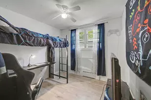 13443 S Avenue M, Chicago, IL 60633 - Photo 11