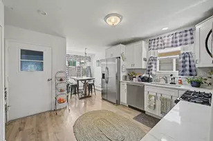13443 S Avenue M, Chicago, IL 60633 - Photo 9