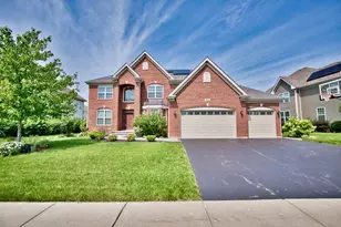 29 N Empress Dr, Hawthorn Woods, IL 60047 - Photo 1