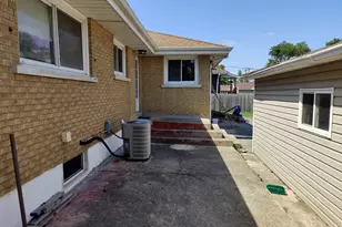 640 Midland Ave, Rockdale, IL 60436 - Photo 13
