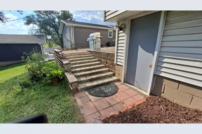 14 8th Street, Peru, IL 61354 - Photo 11