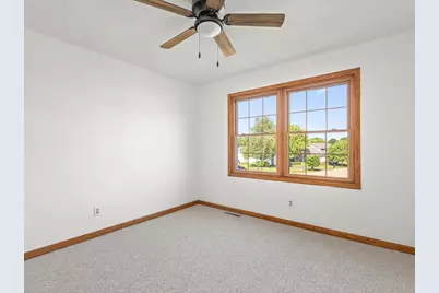 510 Zierke Court, Winnebago, IL 61088 - Photo 21