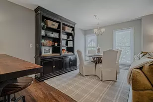 831 Garfield Ave, Libertyville, IL 60048 - Photo 9