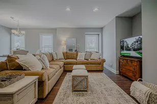 831 Garfield Ave, Libertyville, IL 60048 - Photo 5