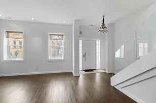 13 N Ada St, Chicago, IL 60607 - Photo 3