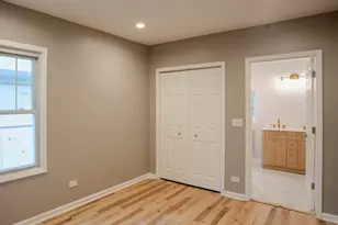 523 S Monterey Ave, Villa Park, IL 60181 - Photo 11
