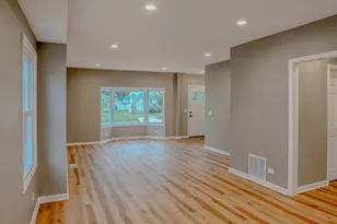 523 S Monterey Ave, Villa Park, IL 60181 - Photo 7