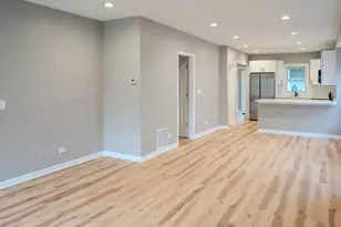 523 S Monterey Ave, Villa Park, IL 60181 - Photo 3