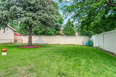 10029 S Central Park Avenue, Evergreen Park, IL 60805 - Photo 5