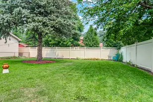 10029 S Central Park Ave, Evergreen Park, IL 60805 - Photo 5
