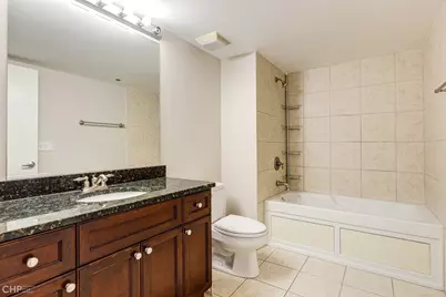 2 S Leavitt Street #308, Chicago, IL 60612 - Photo 3